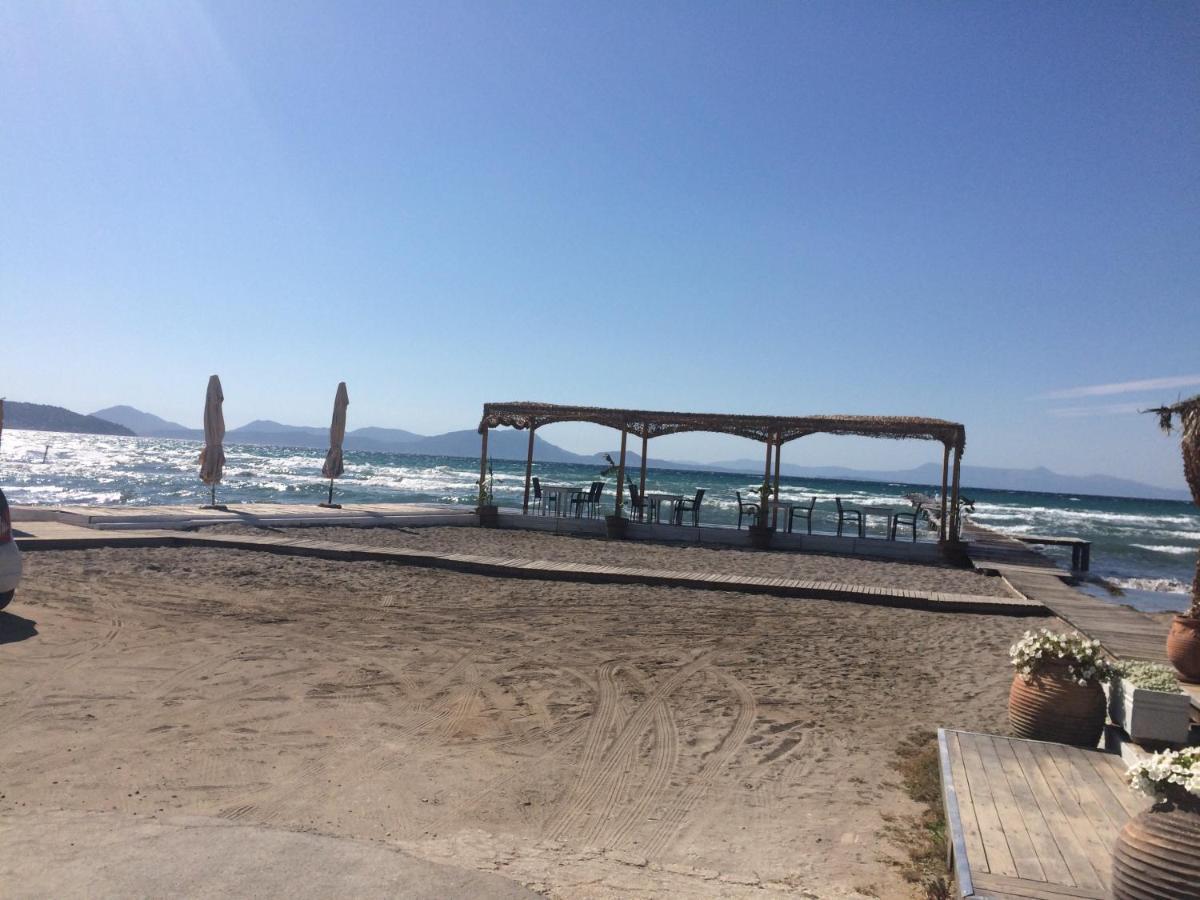 Petrakis Beach Lefkímmi Exterior foto