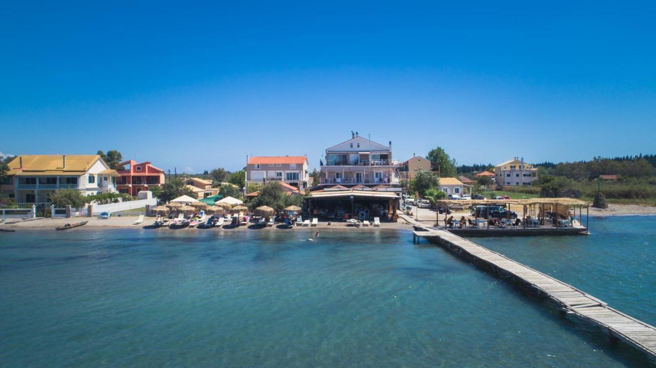 Petrakis Beach Lefkímmi Exterior foto