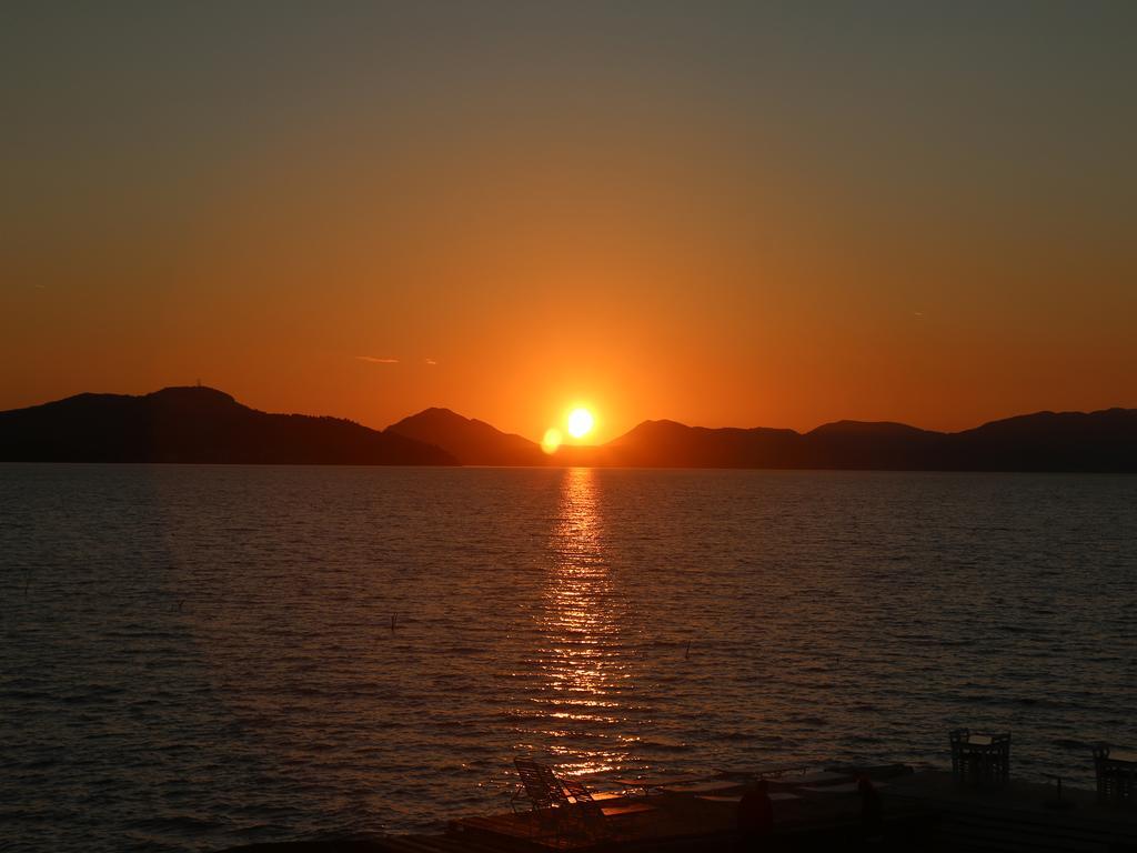 Petrakis Beach Lefkímmi Exterior foto